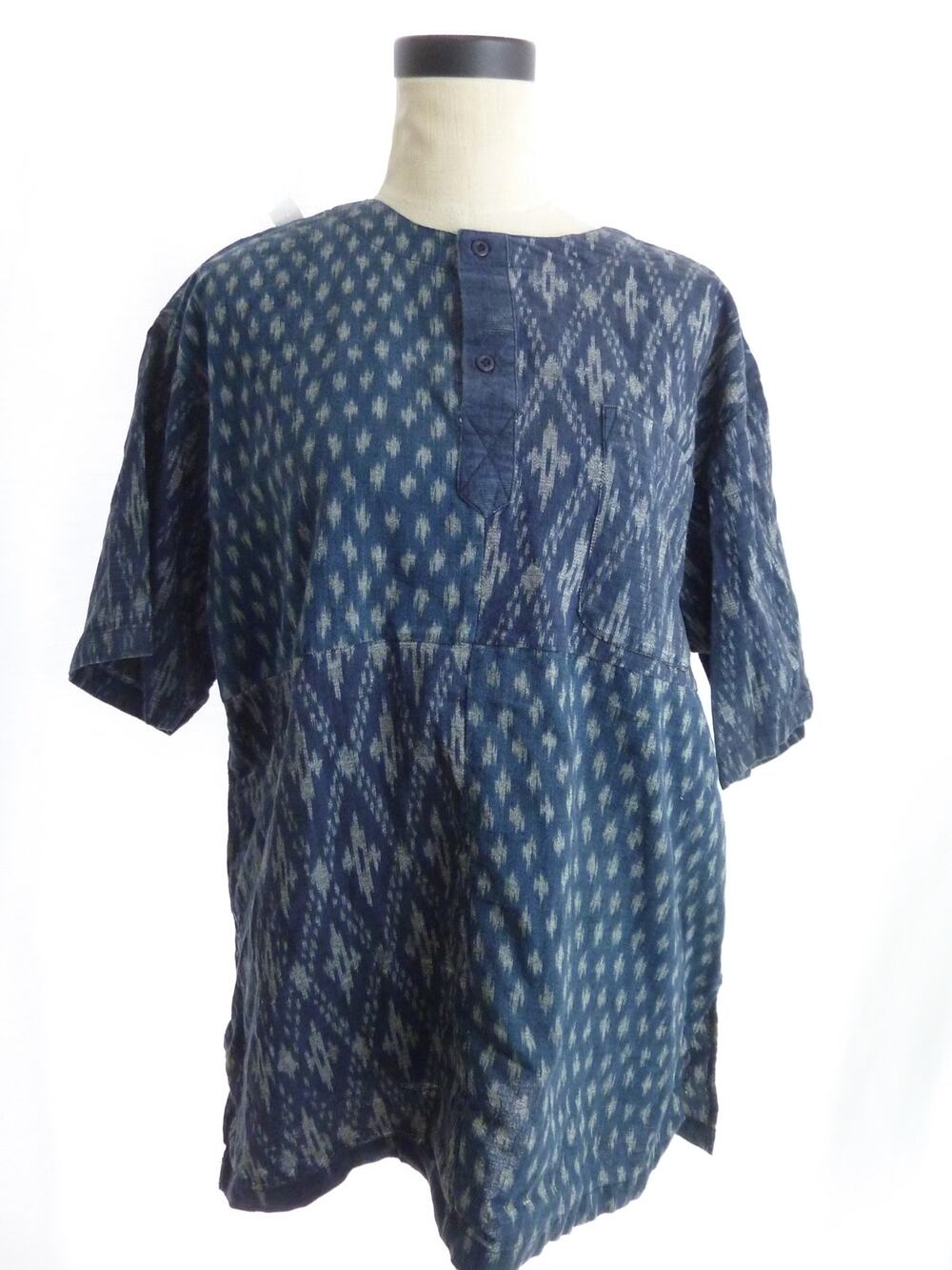Womens XL Tunic Top Blue Indigo Ikat Batik Abstract Short Sleeve Lightweight